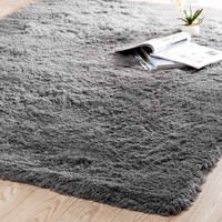 Tapis à poils longs en tissu gris 140 x 200 cm INUIT Tapis à poils longs en tissu gris 140 x 200 cm INUIT