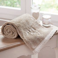 Telo da bagno beige in cotone 50 x 100 cm CAMILLE Telo da bagno beige in cotone 50 x 100 cm CAMILLE
