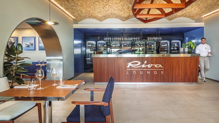 Riva Lounge