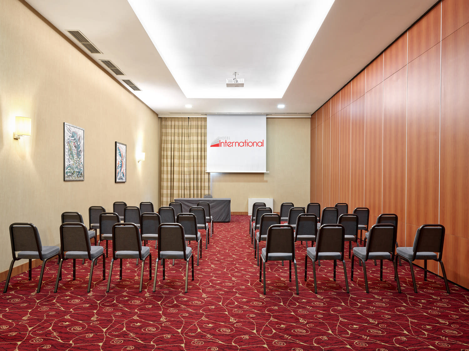 Salon Sinergy II
