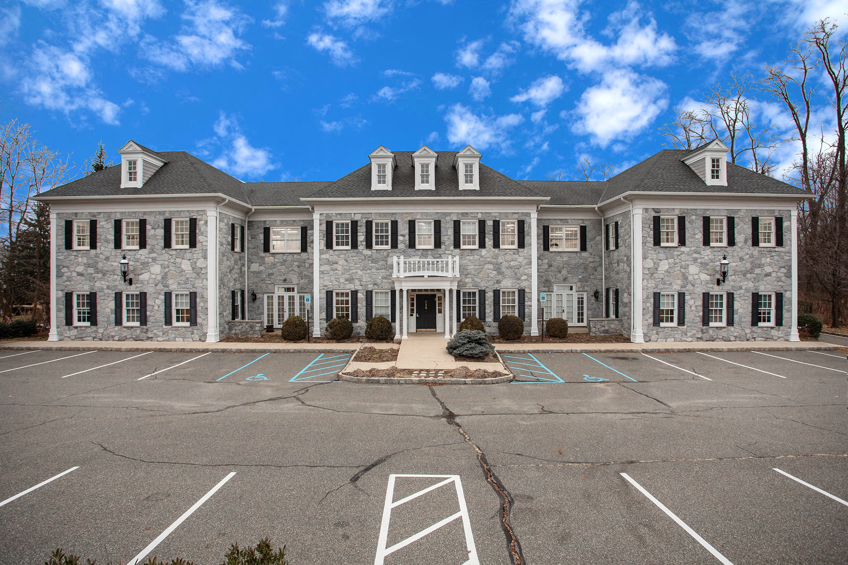 Rolling Hills Recovery Center exterior