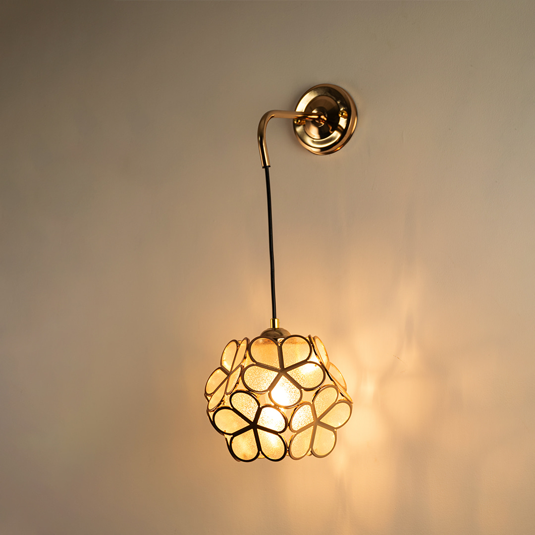 Amore Flower Wall Light