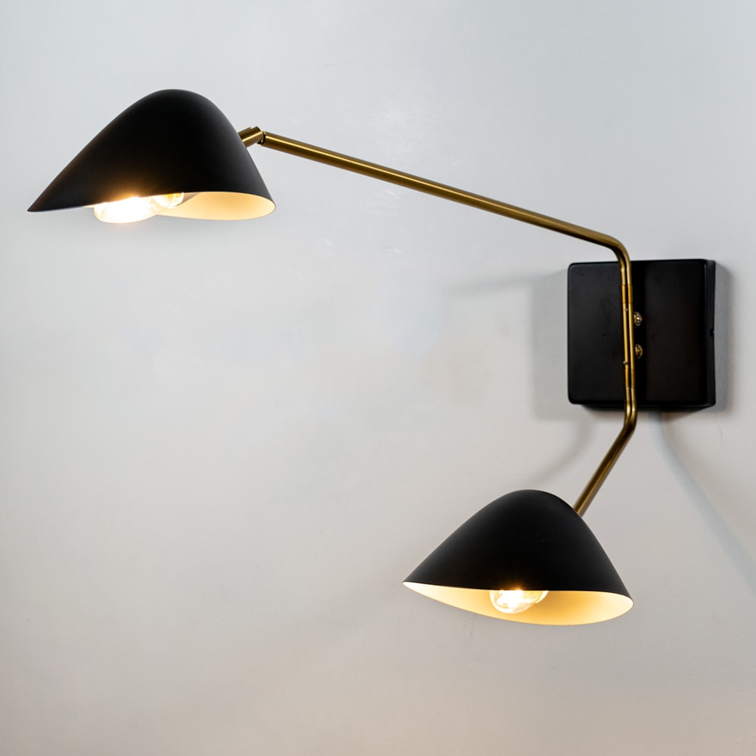 Curvilinear Double Wall Light