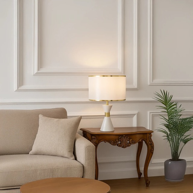 Modern white ceramic lamp