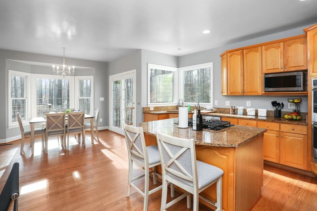 Fully equipped kitchen