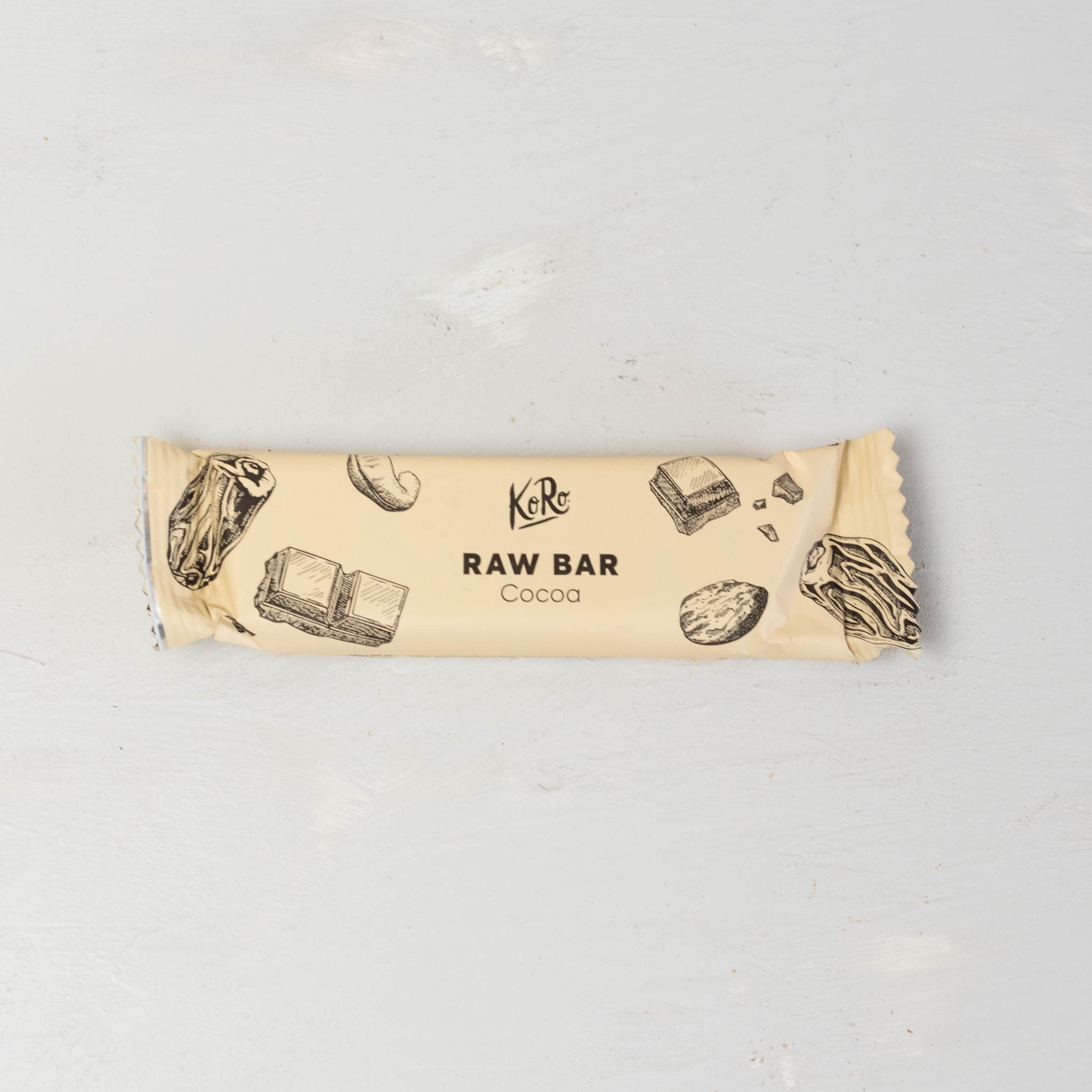 Riegel mit Kakao, Datteln und Nüssen