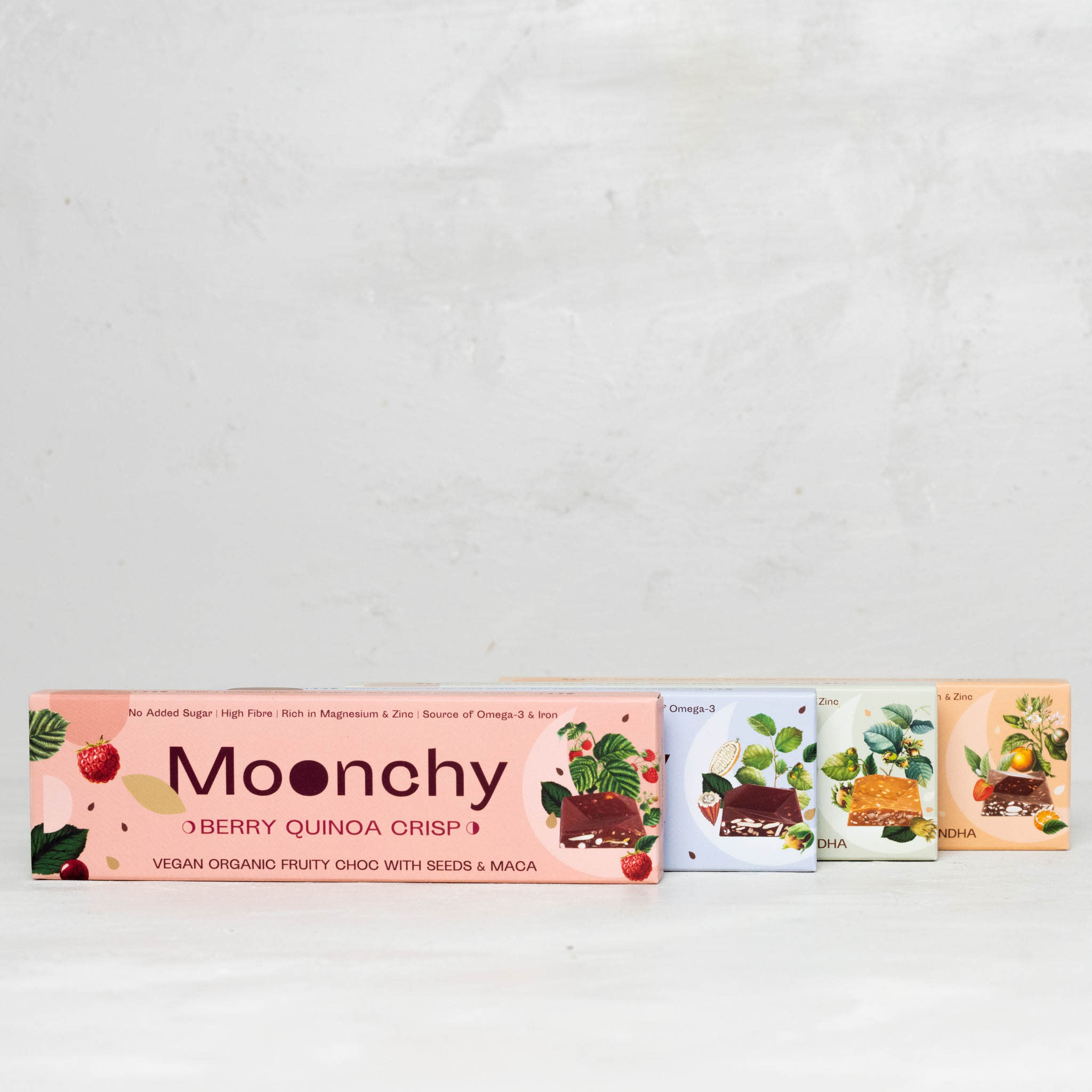 Schokoriegel mit Kerne, Samen, gefriergetrocknete Himbeere und Johanissbeere, Macawurzel