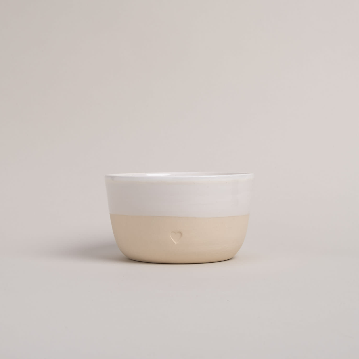 Schüssel aus Steingut