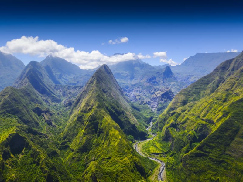Randonnée dans le Cirque de Mafate à La Réunion encadré par le prestataire, La Réunion