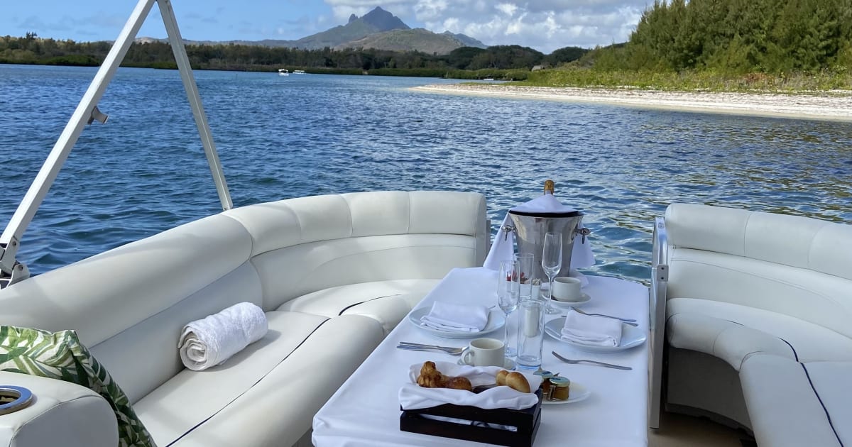 Private pontoon boat trip on the lagoon of Ile aux Cerfs, Mauritius ...
