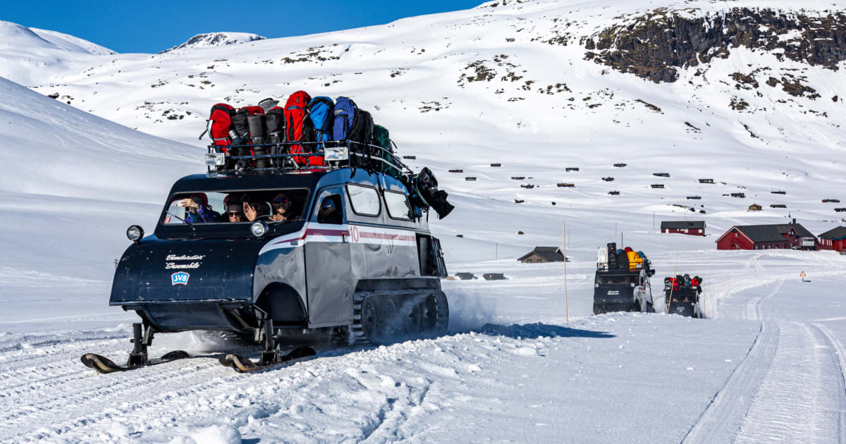 Snow coach and Snowshoeing Excursion Snow Coach Experience with Self