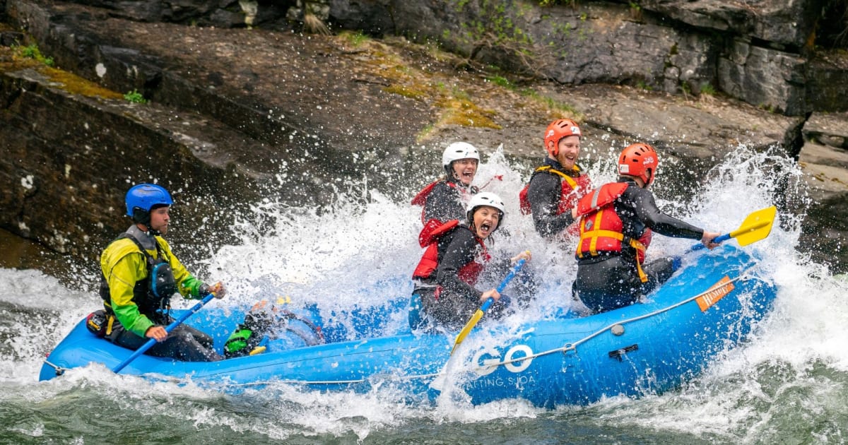 Whitewater Rafting on the Sjoa River from Nedre Heidal | Manawa