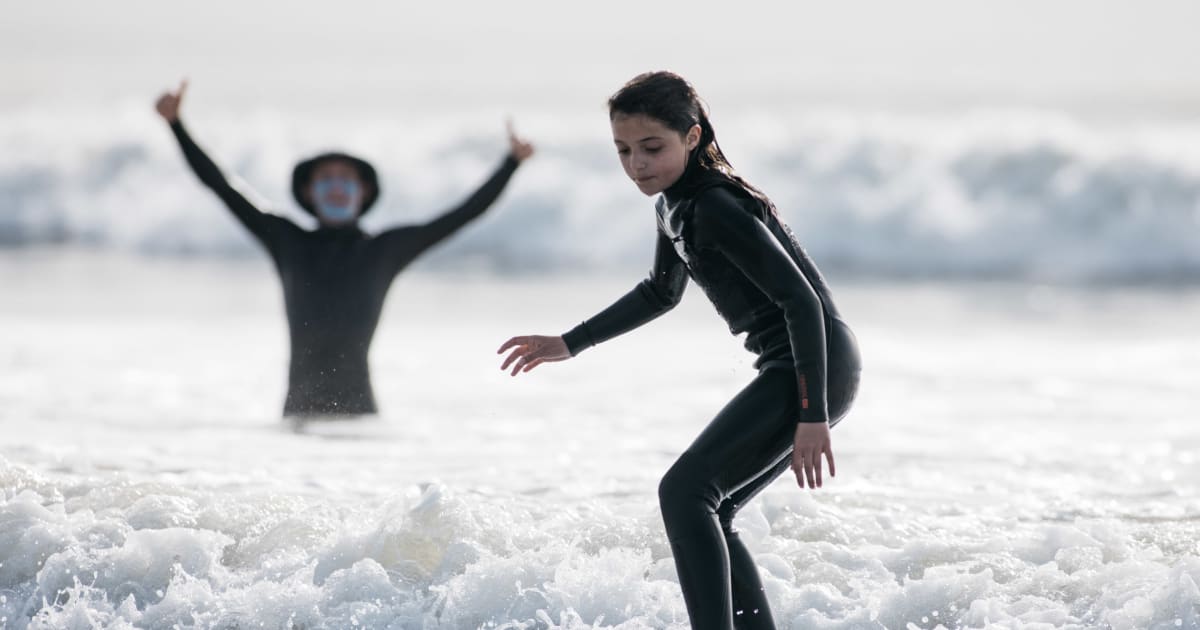 Multi-day surfing group courses on Oléron island | Manawa