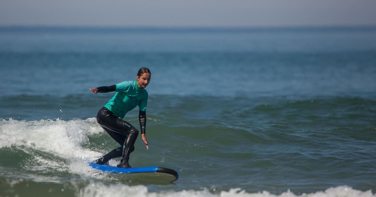 Surf lesson 2 hours Surfing lessons in Rossnowlagh, Donegal Manawa