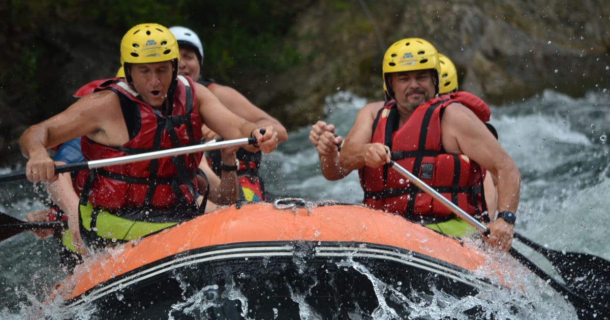 Rafting on the Esera River, near Benasque in Huesca | Manawa