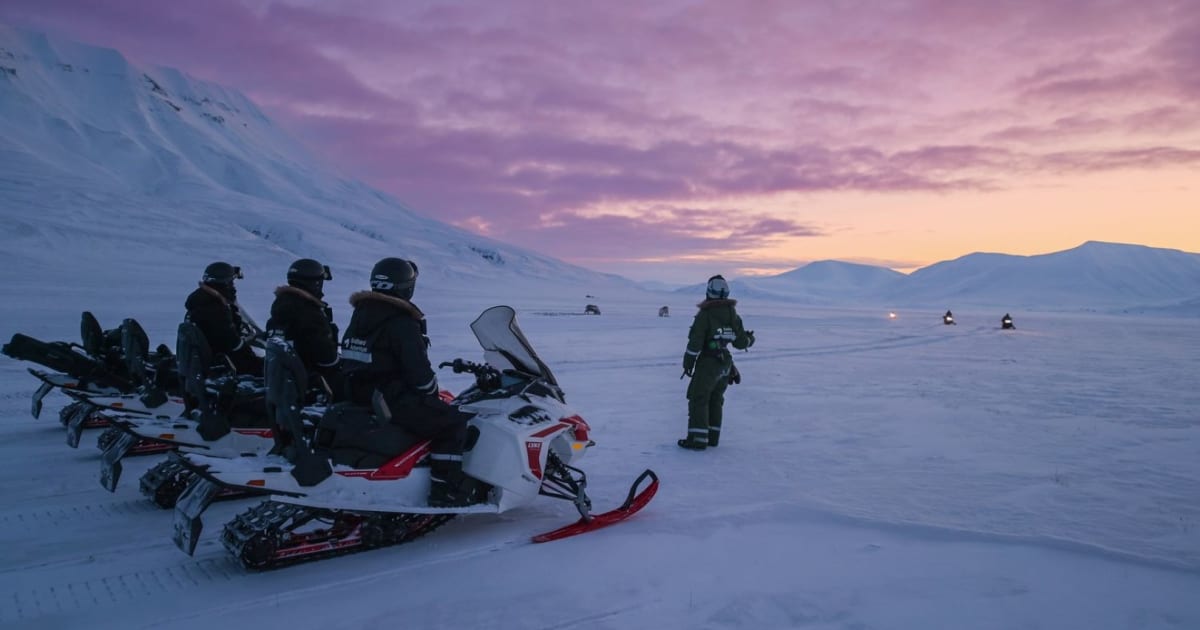 Electric Snowmobile Excursion to Advent Valley from Longyearbyen in ...