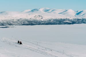 Låkktatjåkko Motorschlittentour von Abisko
