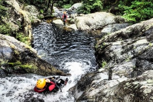 Descent of the discovery canyon level 1 in the Eastern Pyrenees