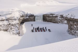 Safari en motoneige vers le Tempelfjorden au départ de Longyearbyen, au Svalbard