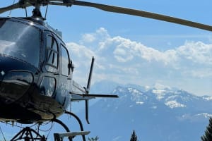 Excursión privada en helicóptero y visita a un refugio de montaña en el Dachstein, Salzburgo