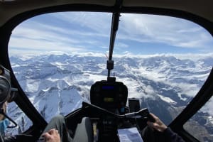 Excursión en helicóptero por los Alpes suizos desde Berna