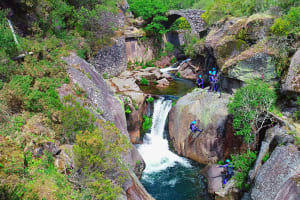 Excursion canyoning au Rio Laboreiro dans le parc national de Peneda-Gerês depuis Castro Laboreiro