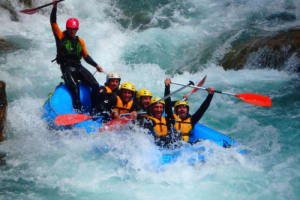 Rafting en el Río Mijares en Montanejos, cerca de Castellón