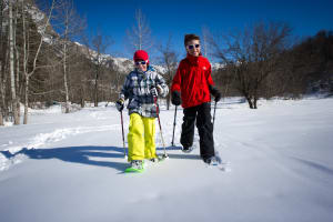Randonnée raquettes «les petits trappeurs en famille avec construction d’igloo», Saint-Lary-Soulan