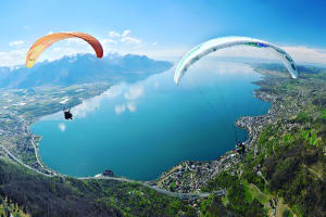 Tandem paragliding flight in Villeneuve near Montreux