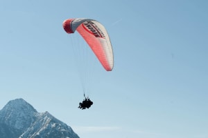 Winter Tandem Paragliding in Fügen, Zillertal