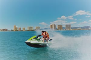 Alquiler de motos de agua en Pobla de Farnals, cerca de Valencia