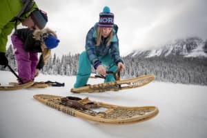 Schneeschuhwandern am Lake Louise von Banff aus