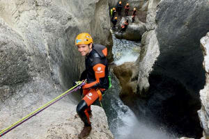Découverte du canyoning dans les Rocheuses dans le canyon Heart Creek, Banff