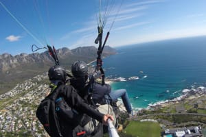 Vol en parapente en tandem au-dessus du Cap et de la montagne de la Table, Afrique du Sud