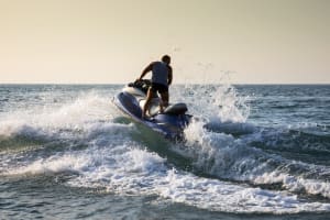 Excursión guiada en moto de agua desde el Puerto de Benidorm