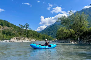 Excursión en packraft por el valle del Var desde Entrevaux