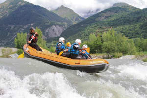 Discover rafting in Aosta Valley