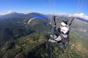 Tandem Paragliding Flight from Cerler or Castejón over the Benasque Valley 