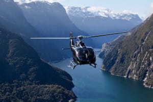 Vuelo en helicóptero sobre Trolltunga y el fiordo de Hardanger desde Bergen