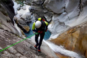 Canyoning sportif à Lodrino depuis Cresciano dans le Tessin