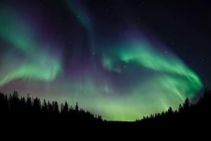 Nordlichtjagd von Nallikari in Oulu aus