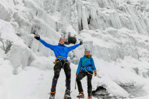 Escalade de glace dans le canyon de Korouoma depuis Pyha-Luosto