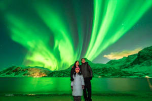 Poursuite en bus à la découverte des aurores boréales à Tromsø avec un guide francophone