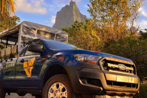 Four Wheel Drive Sightseeing Excursion of Moorea Island