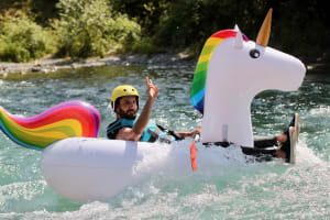 Rafting für Junggesellenabschiede auf dem Gave de Pau, Hautes-Pyrénées