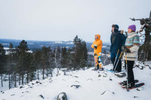 Schneeschuhwandern im Pyhä-Luosto-Nationalpark