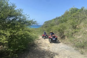 Recorrido guiado en quad por Saint-Martin