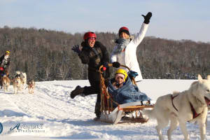 Conduite de traîneau à chiens à Rivière-Rouge près de Mont-Tremblant