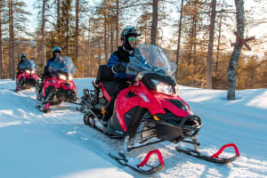 Motorschlitten-Safari in Saariselkä