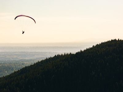 Tandem-Gleitschirmfliegen in Oia bei Vigo